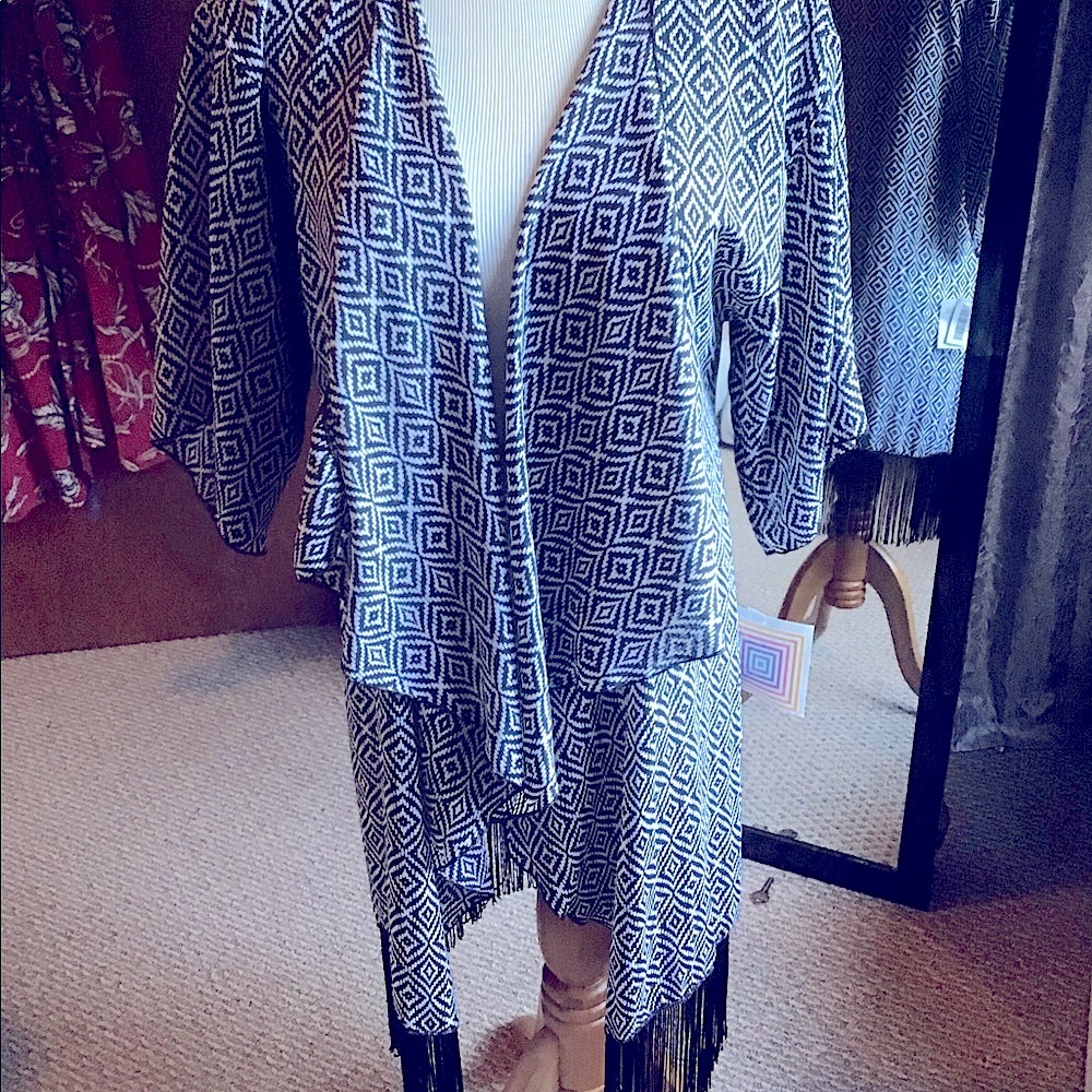 NWT LulaRue Kimono